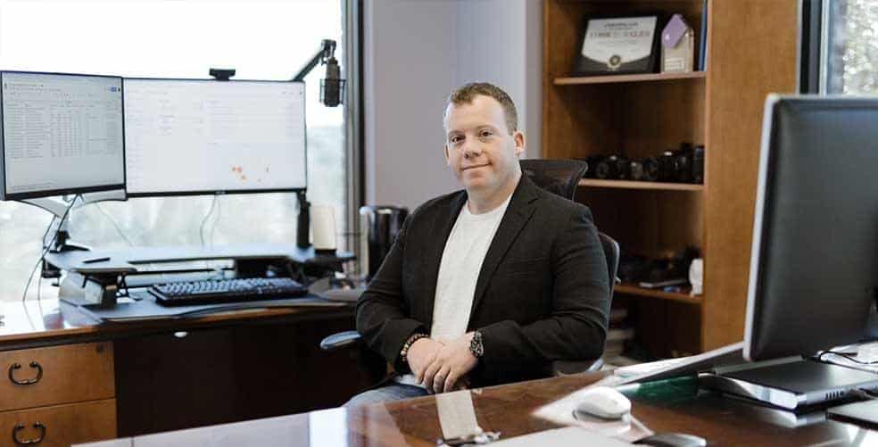 How To Start A Drop Shipping Business & Live Anywhere w/ Anton Kraly