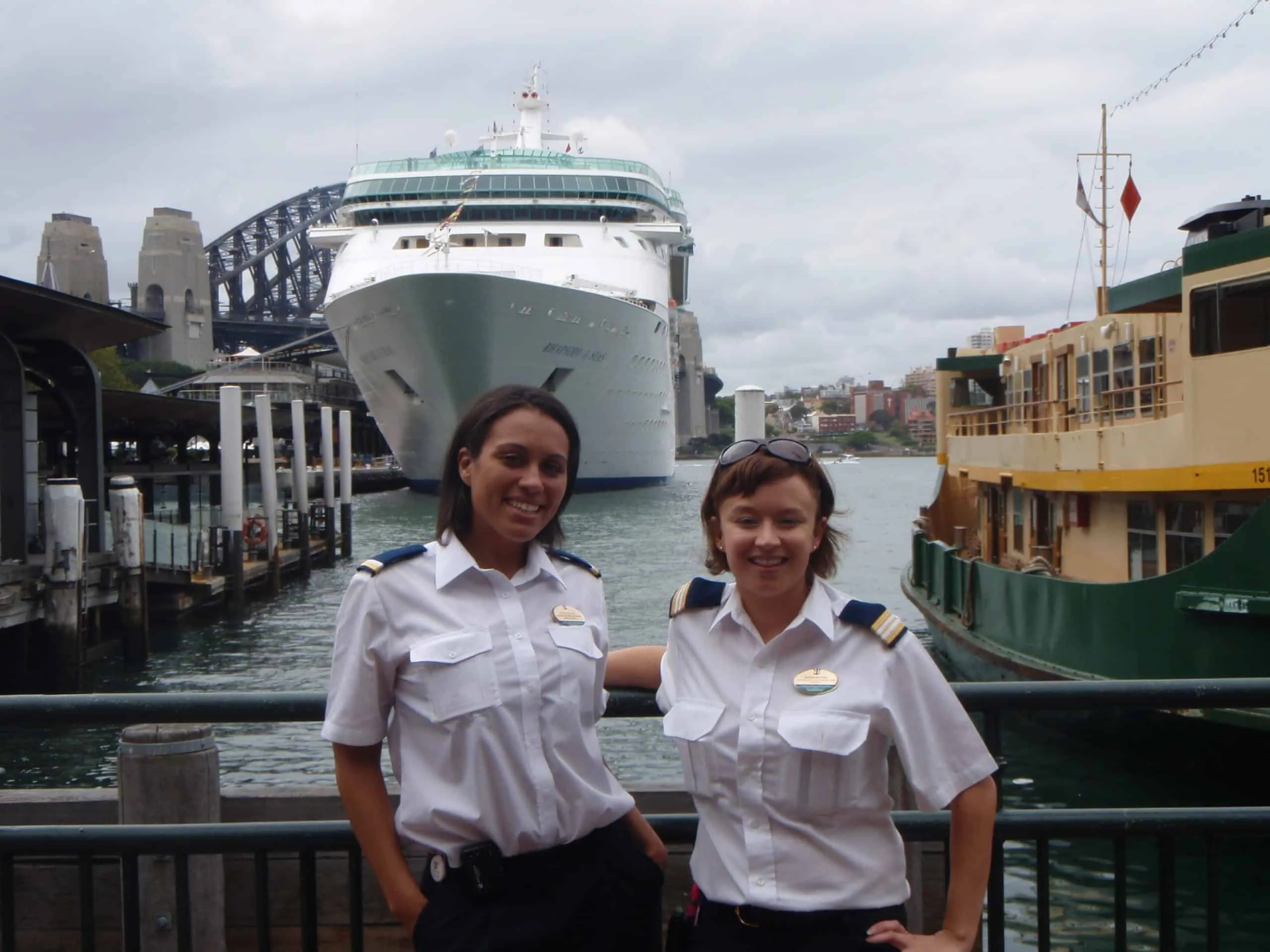 tour guide jobs cruise ship